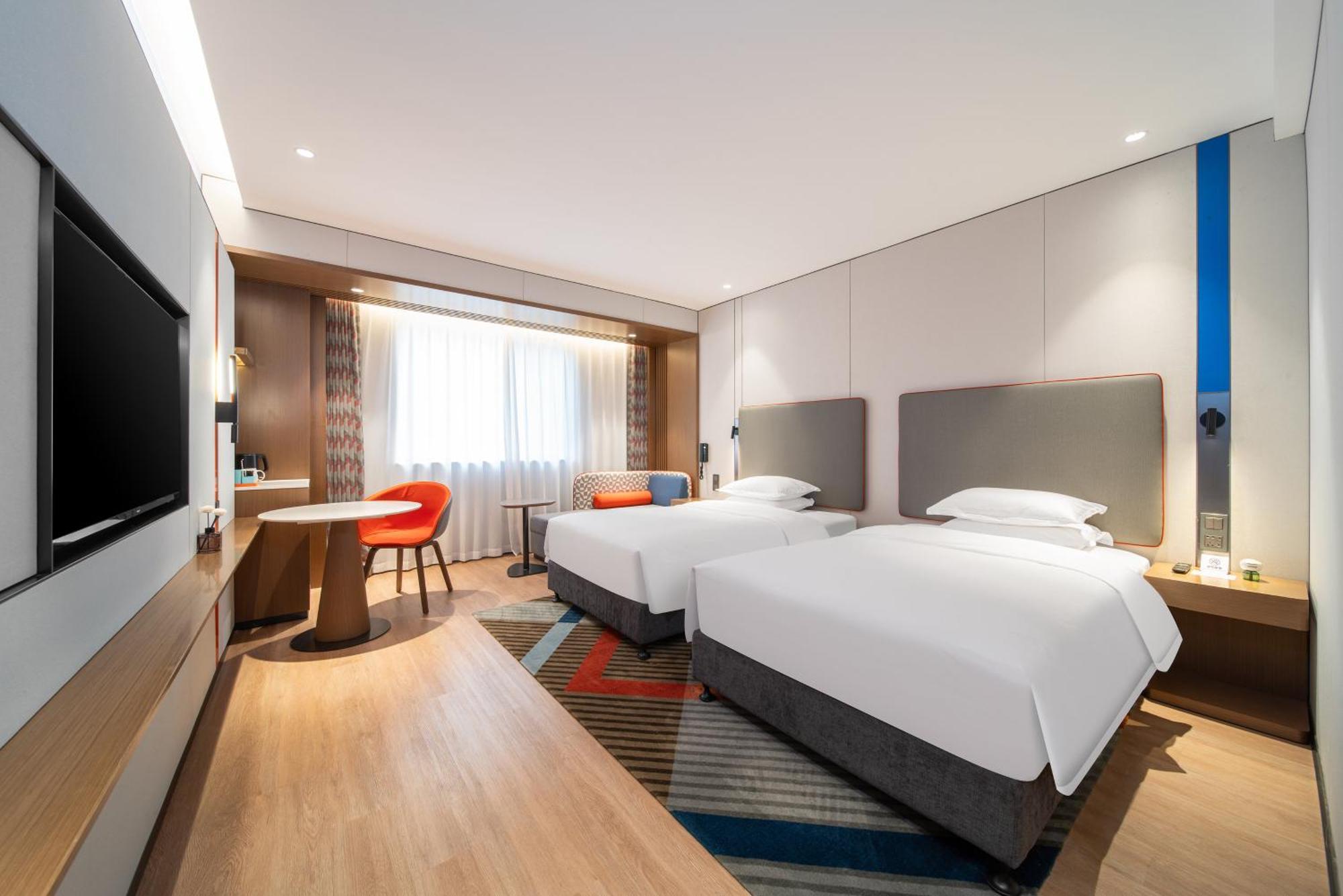 Holiday Inn Express Shanghai Pujiang Lianhang Road By Ihg Exterior foto